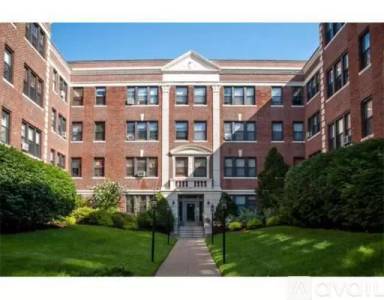 Main picture of 141 Englewood Ave