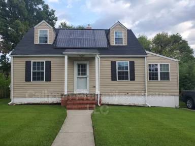 Main picture of 2619 Newton St