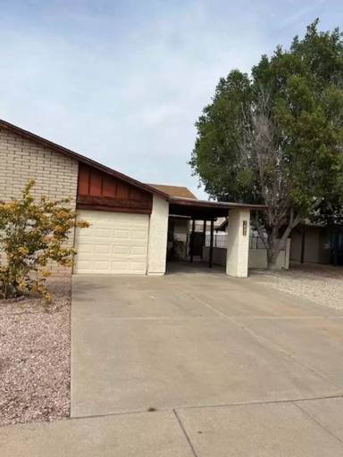 Main picture of 1442 E Palmdale Dr
