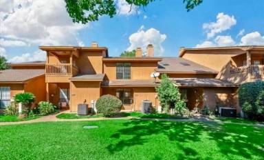 Main picture of 3661 Park Trail Dr