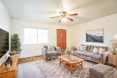 Main picture of 8007 SE Otty St