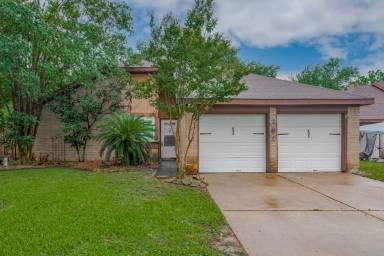 Main picture of 2717 Elder Rd