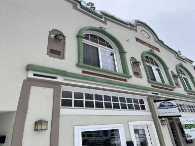 Main picture of 5724 Dunsmuir Ave