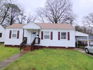 Main picture of 82 Cavalier Rd
