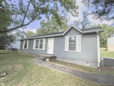 Main picture of 704 Ranch Hill Dr