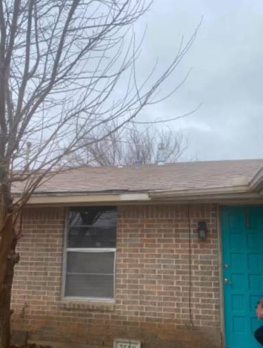 Main picture of 2518 NE Dearborn Ave