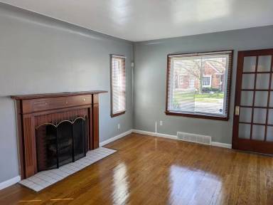 Main picture of 10758 Marne St