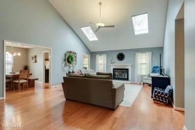 Main picture of 3457 Cobble St