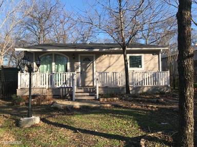 Main picture of 1107 Peak St