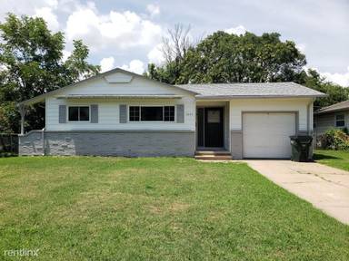 Main picture of 3045 S Richmond Ave