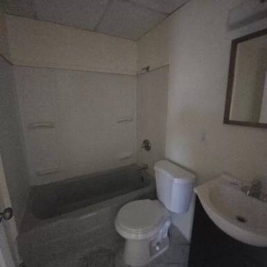 Main picture of 3540 W 61st St