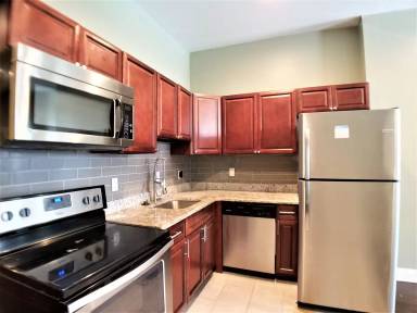 Main picture of 4421 N Uber St