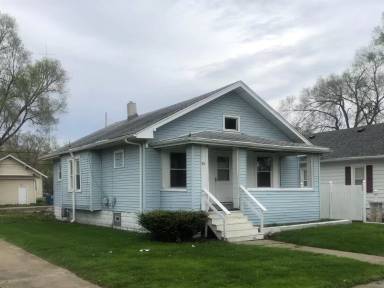 Main picture of 298 N Myrtle Ave