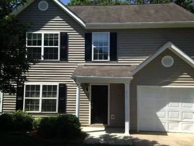 Main picture of 815 Woodgreen Dr
