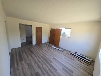 Main picture of 344 E 6th St