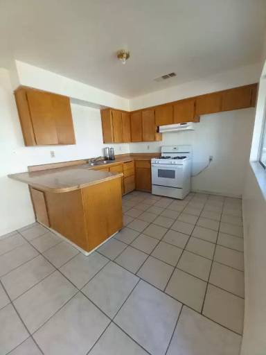 Main picture of 333 G St