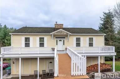 Main picture of 202 Fox Hollow Rd