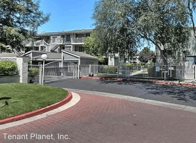 Main picture of 37248 Meadowbrook Cmn