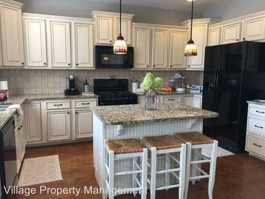 Main picture of 622 Watermark Way