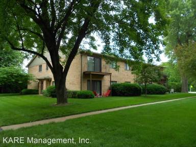 Main picture of 1615 N Milwaukee Ave