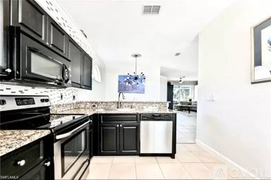 Main picture of 912 Briarwood Blvd