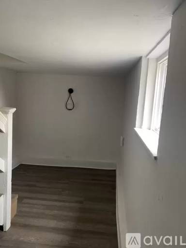 Main picture of 31 Elm Ln