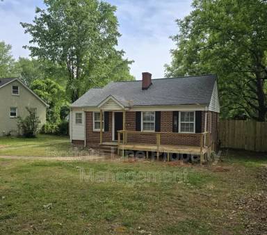 Main picture of 5008 Doris Ave