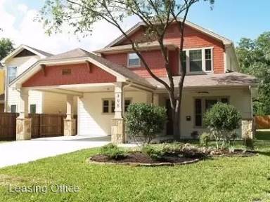 Main picture of 301 Zennia St
