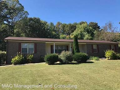 Main picture of 2691 Cloverdale Dr