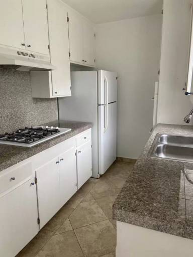 Main picture of 21014 Reynolds Dr