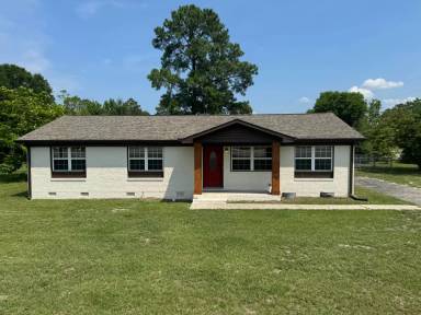 Main picture of 3269 Legion Rd