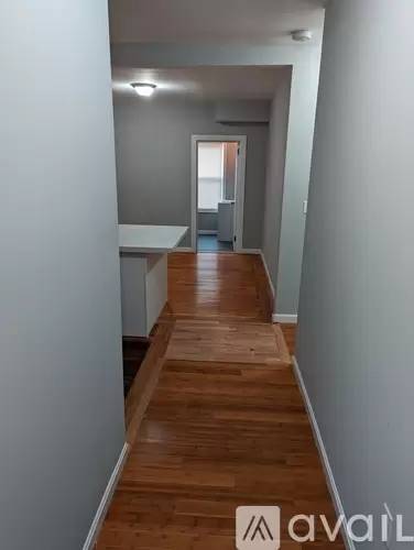 Main picture of 75 Snell St