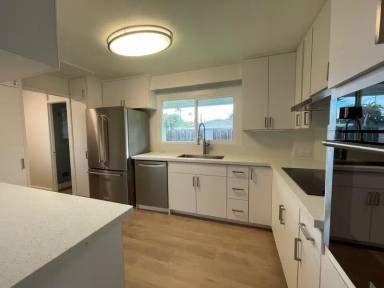 Main picture of 137 Kaluamoo St