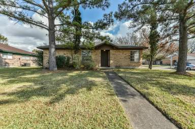 Main picture of 3417 Meadow Loop W