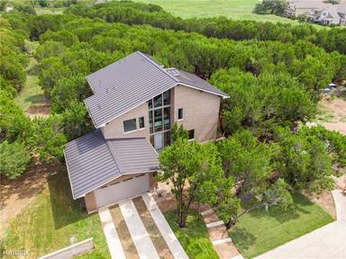 Main picture of 3217 Davis Ln