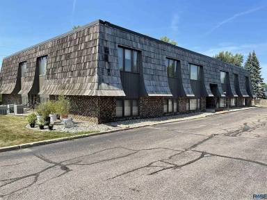 Main picture of Cliffwood Apartments III