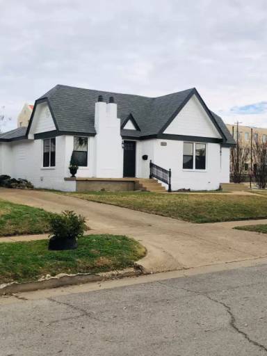 Main picture of 2613 Shirley Ave