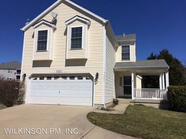 Main picture of 45520 Coosan Ct