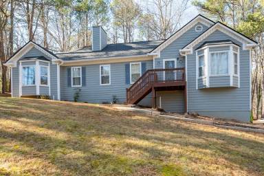 Main picture of 635 Driftwood Dr