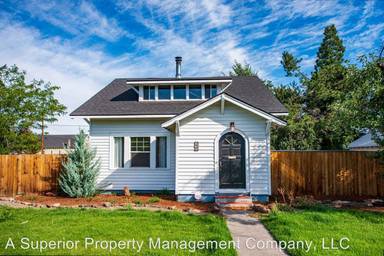 Main picture of 735 NW Dogwood Ave