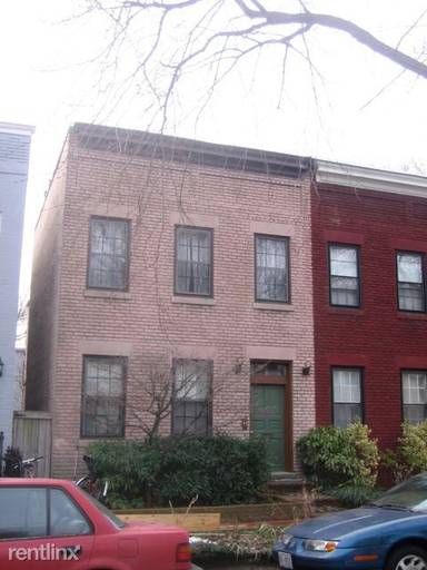 Main picture of 1127 C St SE