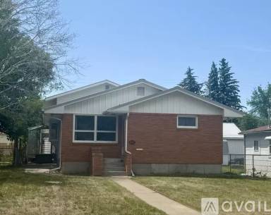 Main picture of 3022 1st Ave S