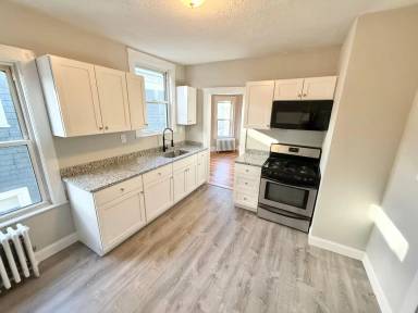 Main picture of 11 Ridgewood St