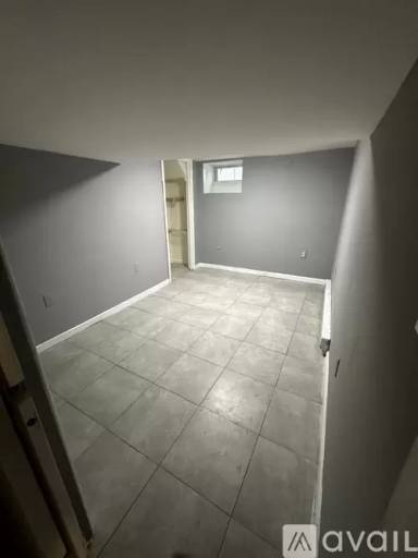 Main picture of 42 Cottage St