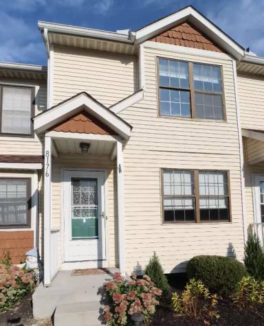 Main picture of 8176 Rochester Way
