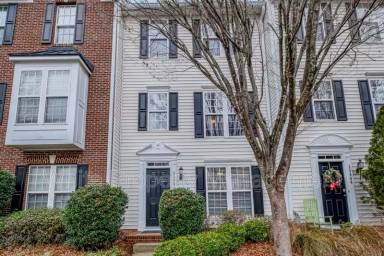 Main picture of 11448 Destin Ln