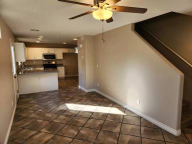 Main picture of 2217 Steele St