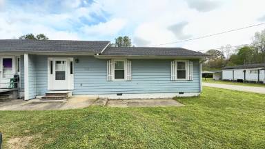 Main picture of 2165 Hines Farm Rd