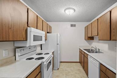 Main picture of 641 35th St