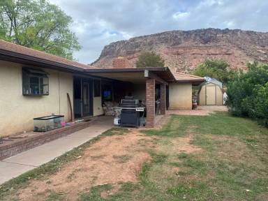 Main picture of 3369 Comanche Rd